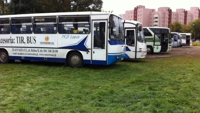 Bałagan po zamknięciu dworca PKS Warszawa Stadion
