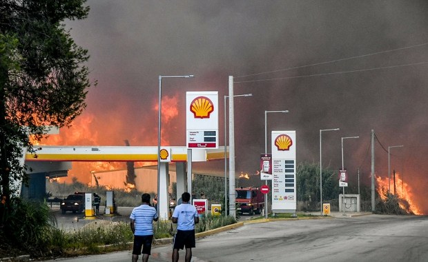 Bałkany w ogniu. Dramatyczna walka z ogniem w Grecji, Czarnogórze, Albanii i Turcji