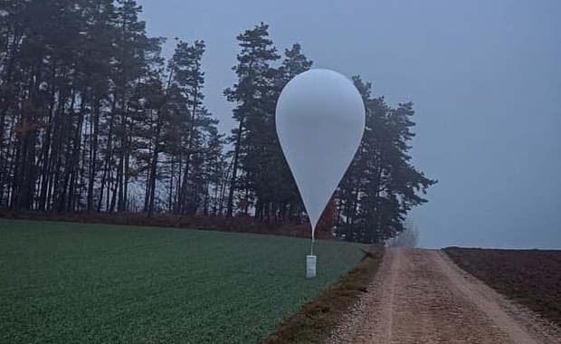 Balon meteorologiczny z Rosji znaleziony na Mazurach