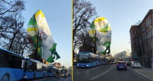 Balon pasażerski zahaczył o budynek w Zielonej Górze
