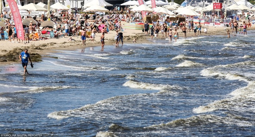 Bałtyk nie rozpieszcza plażowiczów /Karolina Misztal /Reporter