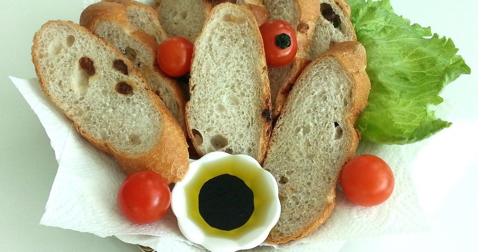 Бальзамічний оцет - "чорне золото" на кухні. Як його використовувати? /pixabay.com