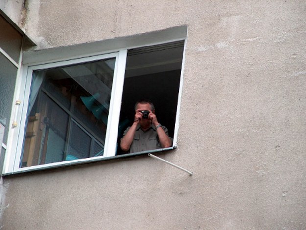 Banach do Beksińskiego: "Zabawna wydała mi się sytuacja, kiedy robił Pan zdjęcie z okna (pojedynek, bo ja też zrobiłem)" /archiwum prywatne