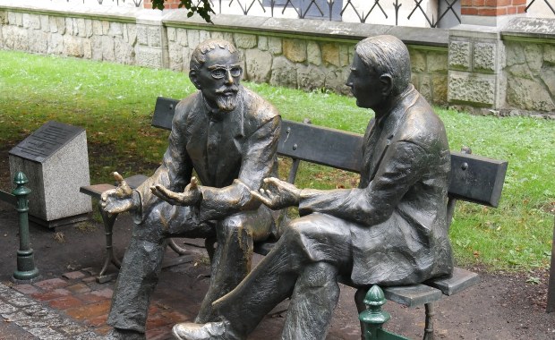 Banach, Zaremba i inni. 100 lat Polskiego Towarzystwa Matematycznego