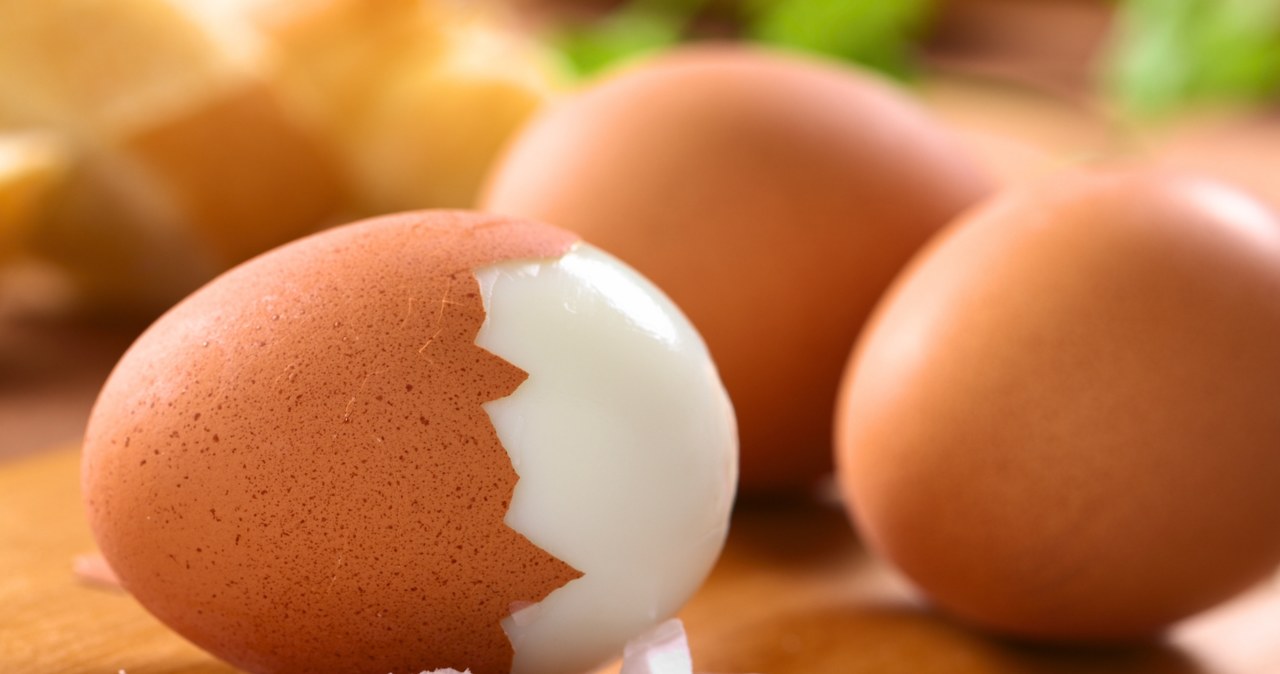 Banalny sposób na ugotowanie jajek na twardo. Jak zrobić to z pomocą airfryera? /123RF/PICSEL
