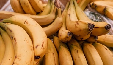 Banan gnije za szybko? Jest prosty sposób. Każdy ma to w domu