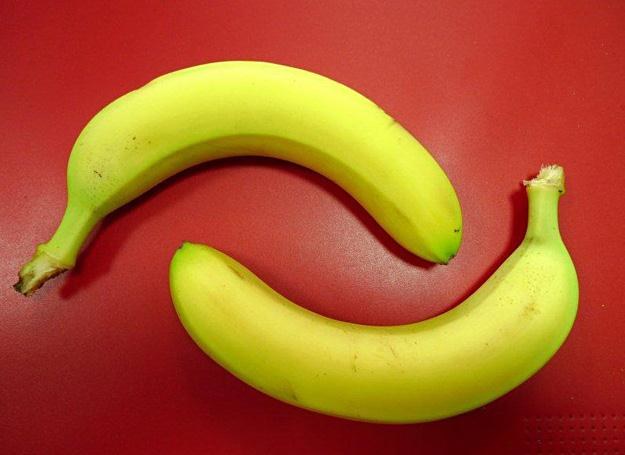 Bananowe skórki skutecznie oczyszczają wodę z metali ciężkich /fot. PICMAX /&copy; EurekNews.pl