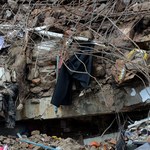 Bangladesz: Bilans ofiar katastrofy w Dhace przekroczył 1000