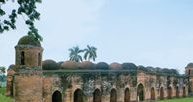 Bangladesz, Meczet Shat Gumbad, Khulna, XV w. /Encyklopedia Internautica