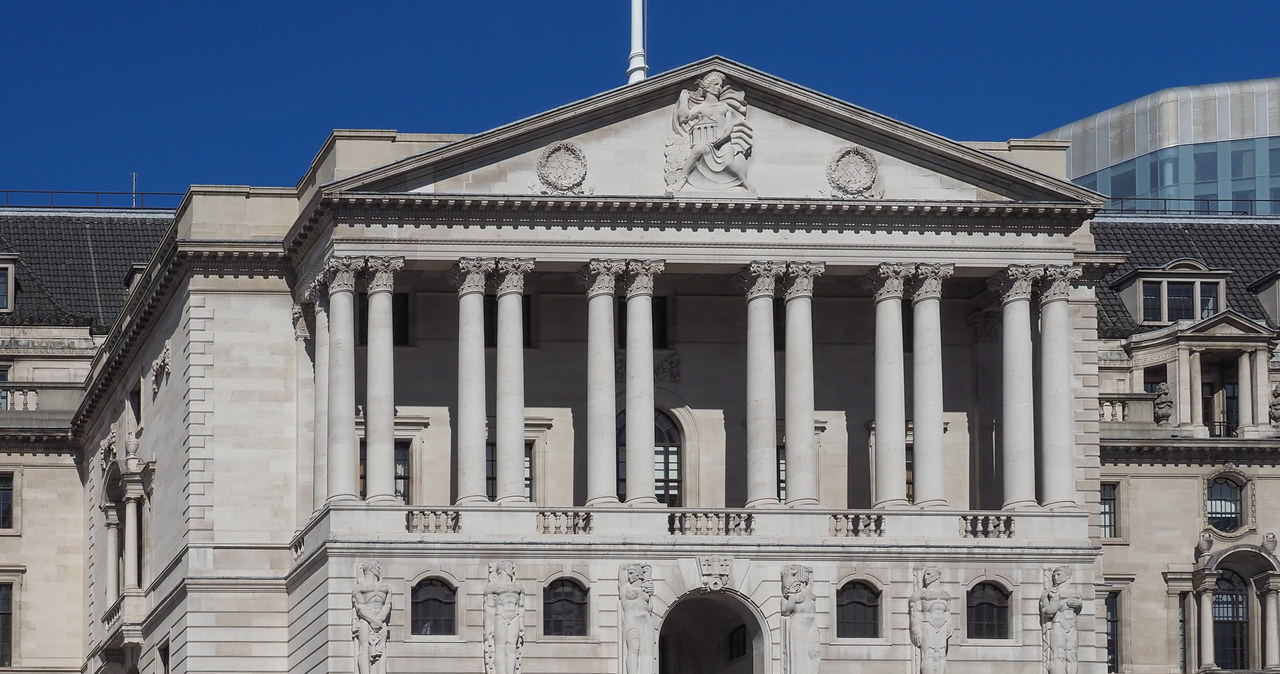 Bank Anglii podjął decyzję w sprawie stóp procentowych /123RF/PICSEL