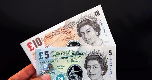 Bank Anglii zaprezentował banknoty polimerowe /PAP