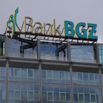 Bank BGŻ zwolni w ramach zwolnień grupowych do 370 osób do końca I połowy 2013 roku