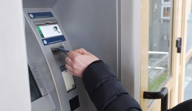 Bank całkowicie zrezygnował z gotówki. Zlikwidowali wszystkie bankomaty