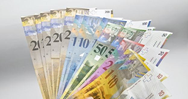 Bank centralny Szwajcarii nie zmienił stóp procentowych - frank drożeje /&copy; Panthermedia