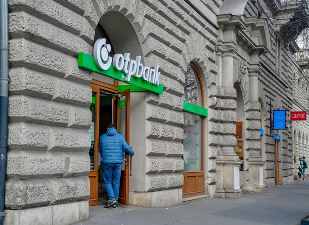 Bank OTP został skreślony z listy "sponsorów wojny" /Shutterstock