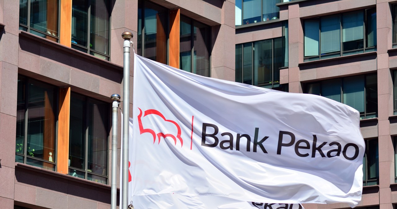 Bank Pekao SA podał wyniki. Skonsolidowany zysk Pekao w III kwartale br. wyniósł 1,716 mld zł wobec 544 mln zł straty rok wcześniej. Zdj. ilustracyjne /123RF/PICSEL