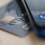 ing Bank zwraca pieniądze klientom. Powód: Podwójne zaksięgowanie płatności kartą