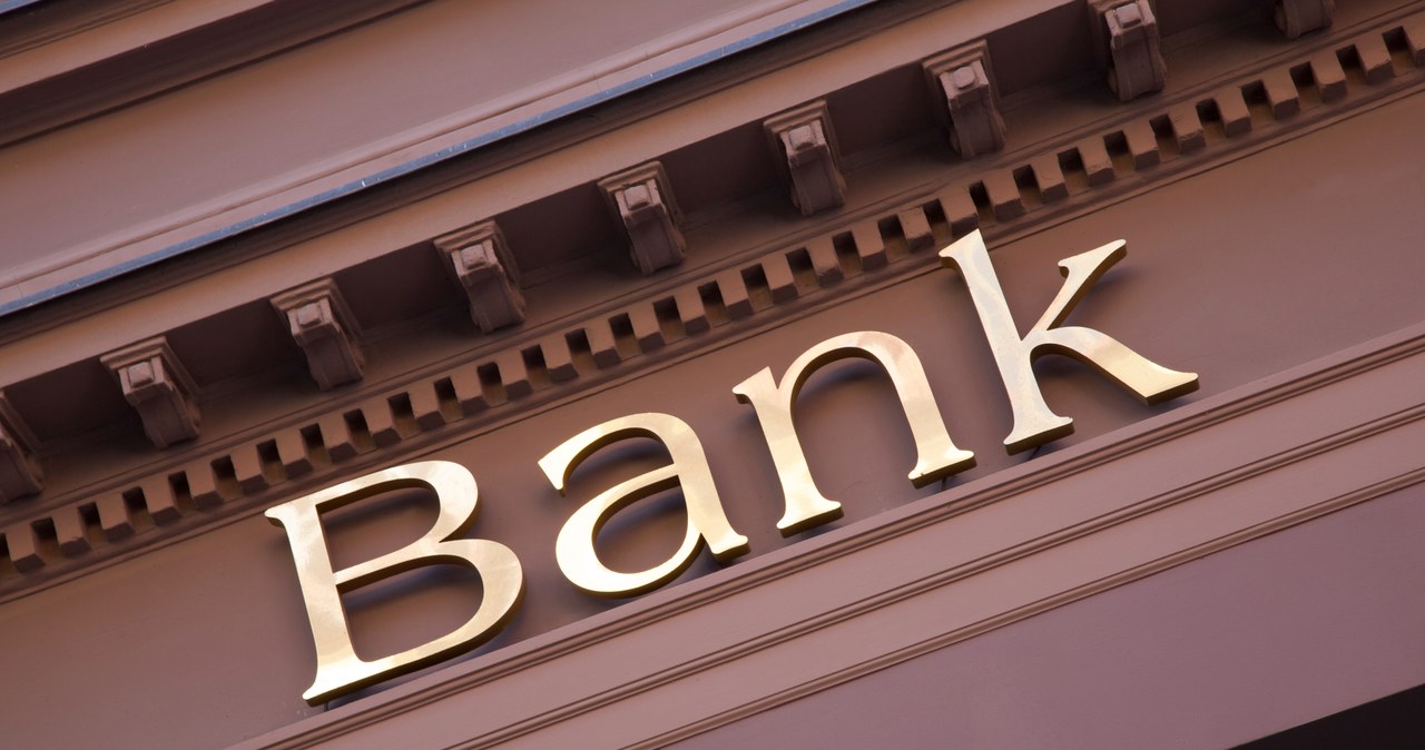 Banki wnikliwie prześwietlają klienta /123RF/PICSEL