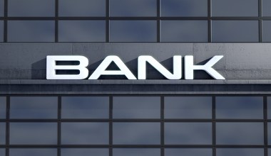 Banki zarabiają mniej niż w ubiegłym roku. Wciąż są to miliardy złotych