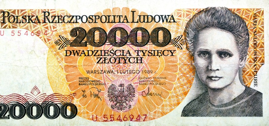 Banknot 20 000 starych polskich złotych z 1989 roku z portretem Marii Skłodowskiej-Curie /Shutterstock
