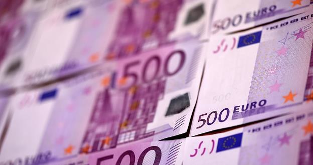 Banknot 500 euro /AFP