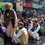 Bankom w Afganistanie kończą się dolary. "Będą protesty i przemoc"