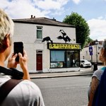 Banksy wypuścił zwierzęta na ulice Londynu. Powstało pięć nowych murali