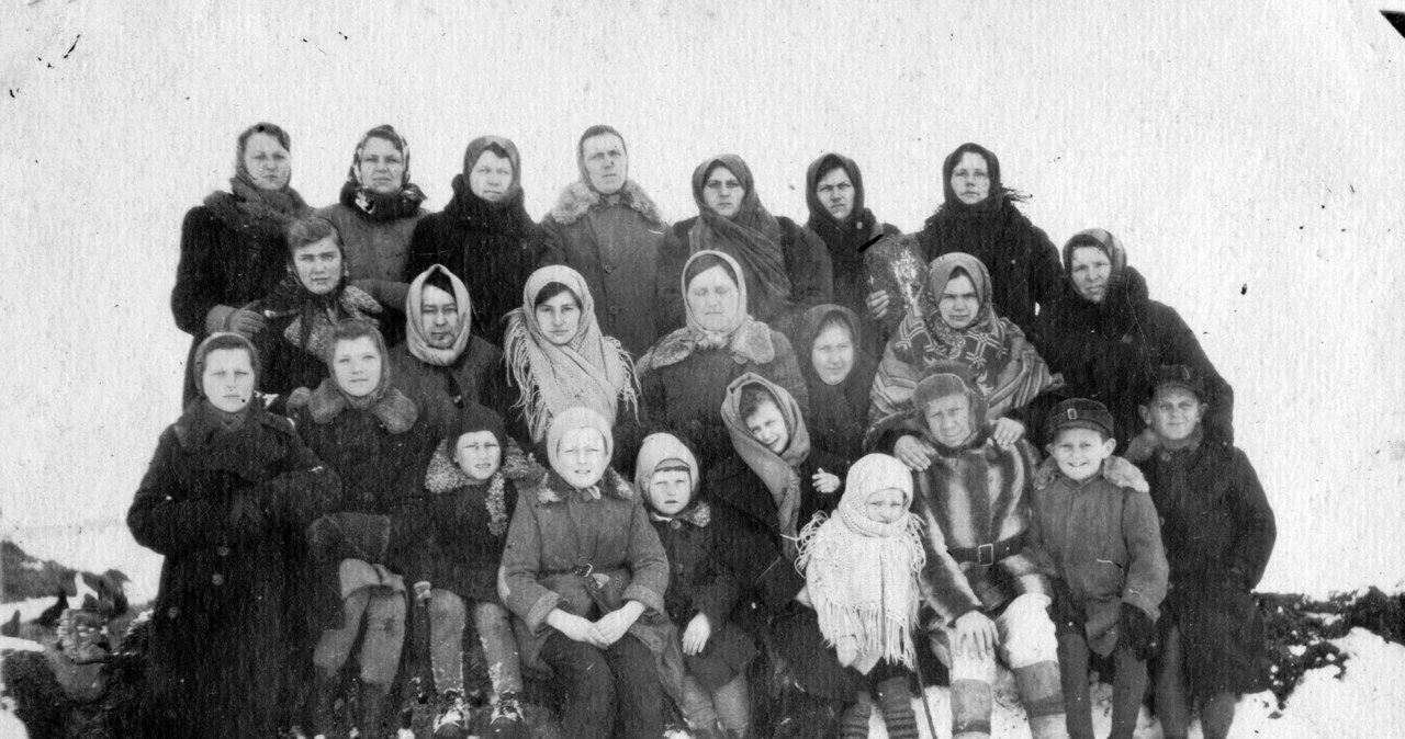 Bannowka, Kazachstan, ZSRR. Polacy deportowani 13 kwietnia 1940 r. z Nadwornej (woj. stanisławowskie) do posiółków Bannowka i Karakopa w Kazachstanie /KARTA /Agencja FORUM