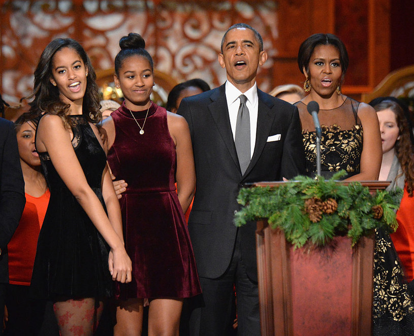 Barack i Michelle Obama z córkami /Kevin Mazur /Getty Images