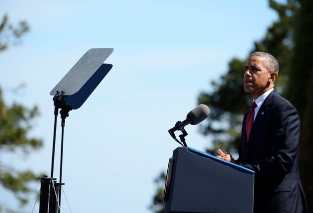 Barack Obama w czasie uroczystości w Normandii /ALAIN JOCARD/ POOL /PAP/EPA