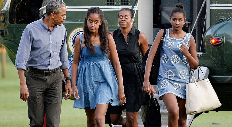 Barack Obama z rodziną /Olivier Douliery / POOL /Getty Images