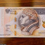 Barbara Jaroszek: Sprawdź, czy banknot jest prawdziwy