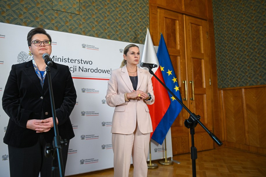 Barbara Nowacka i Katarzyna Lubnauer /Marcin Obara /PAP