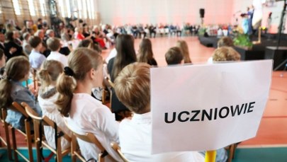 Barbara Nowacka reaguje na skandal w starachowickiej szkole