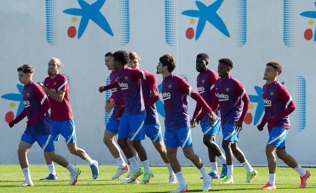 Barcelona - Real Madryt i wiele innych. Piłkarska niedziela pełna hitów