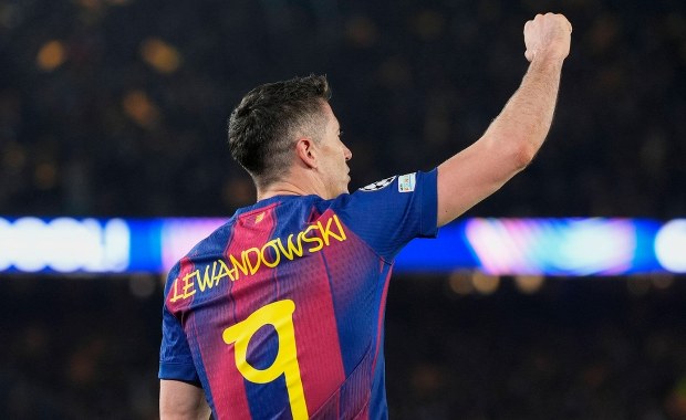 Barcelona rozbiła Newcastle w Lidze Mistrzów. Lewandowski z dubletem