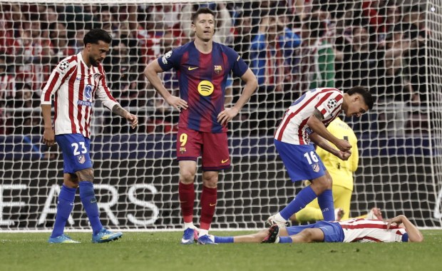Barcelona za burtą Ligi Mistrzów. Atletico i PSG w półfinale