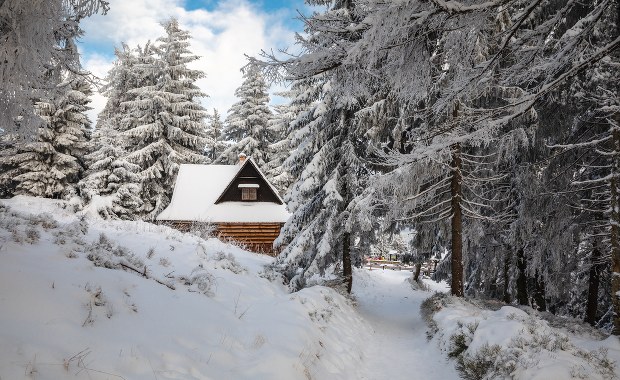 Bardzo trudne warunki w Beskidach. Goprowcy apelują