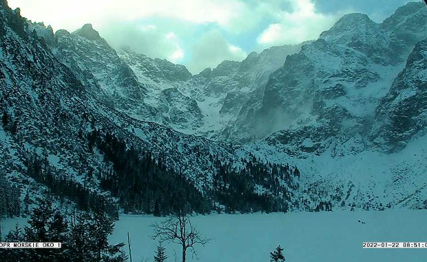 Bardzo trudne warunki w Tatrach. Lawinowa trójka