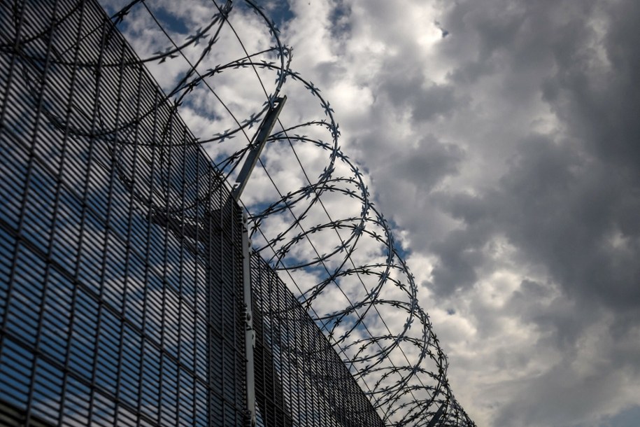 Bariera na granicy łotewsko-rosyjskiej. /GINTS IVUSKANS/AFP/East News /East News