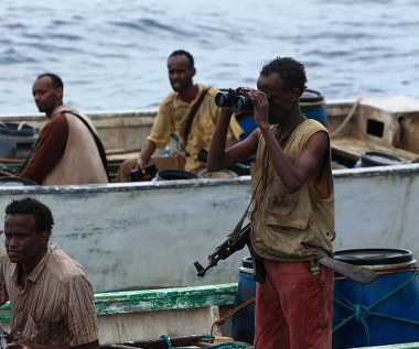 Barkhad Abdi w scenie z filmu "Kapitan Phillips"