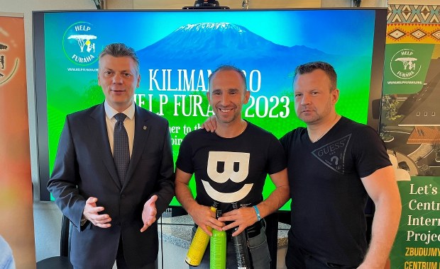 Barman z Bytomia wejdzie na Kilimandżaro żonglując butelkami. Cel jest szczytny