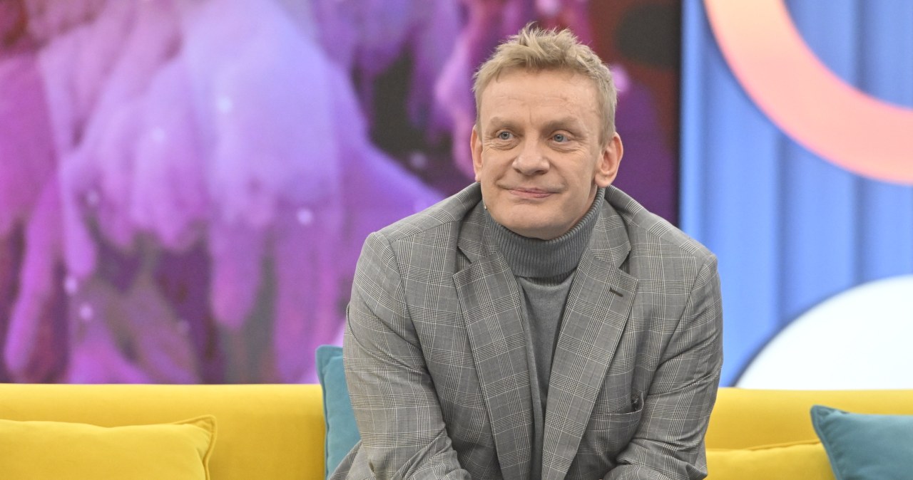 Bartosz Żukowski w studiu "halo tu polsat" / Jacek Kurnikowski /AKPA