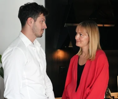 "Barwy szczęścia": Ma powody do niepokoju. Co on przed nią ukrywa?