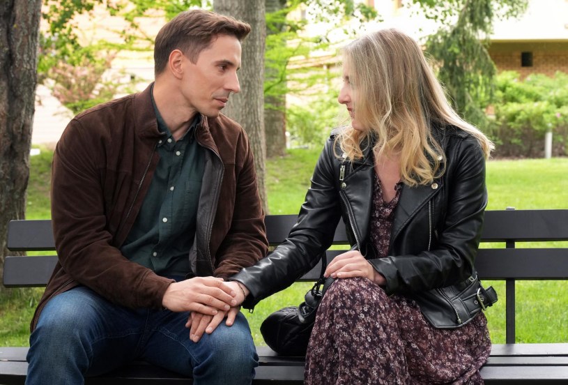 "Barwy szczęścia": Ona wciąż go kocha? Znów staną się sobie bliscy