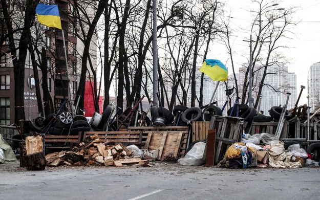 Barykada w Kijowie /NUNO VEIGA   /PAP/EPA