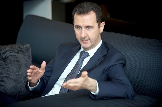 Baszar el-Asad podczas wywiadu z dziennikarzem "Le Figaro" /SANA HANDOUT /PAP/EPA