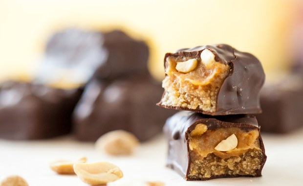 Batony z kawałkami szkła. GIS ostrzega