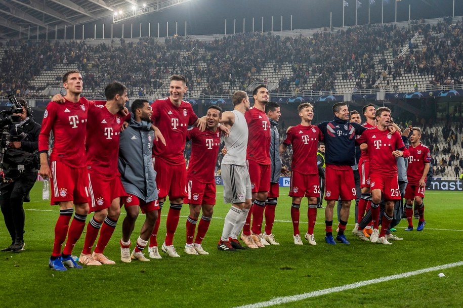 Bayern Monachium z Robertem Lewandowskim w składzie wygrał w Atenach 2:0 /PANAGIOTIS MOSCHANDREOU /PAP/EPA