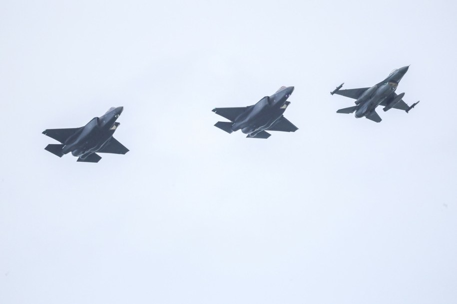 Baza Lotnictwa Taktycznego w Lasku. Powitanie pierwszych polskich F-35 w Łasku. / Adam Burakowski  /East News